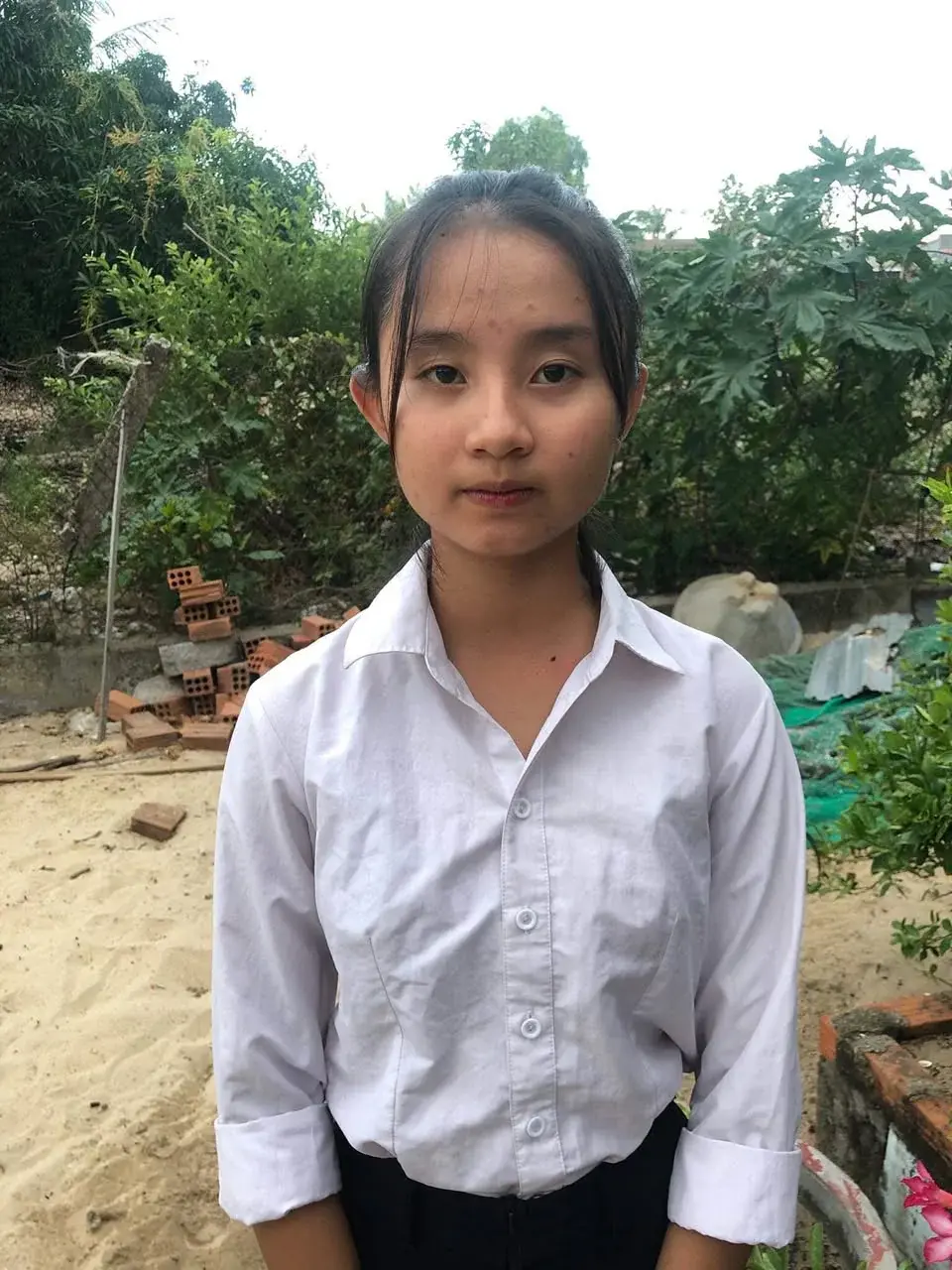 School portrait of Trần Thị Kim Toả